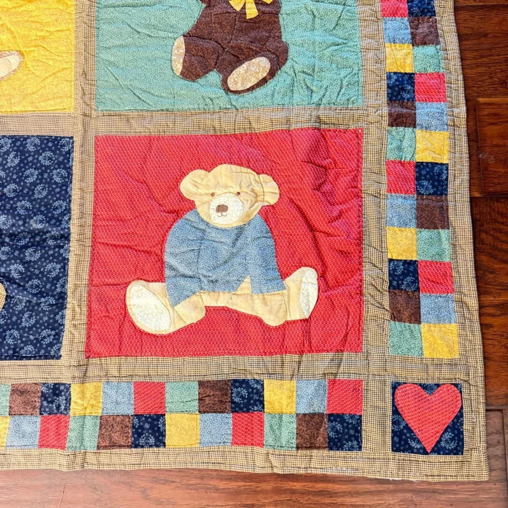 VTG Teddy Bear Quilt Appliqué Nursery Baby Blanket Cottagecore Cotton Patchwork